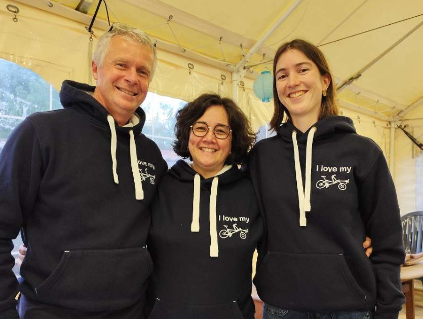L'équipe Voyages Vélo Handicap VVH - Igor, Hélène et Liza